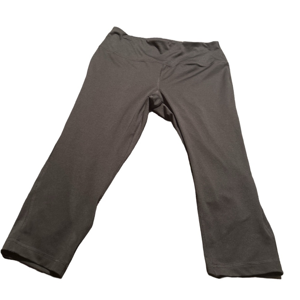 Women's Athletic Works Grey Capri Pants Size Large